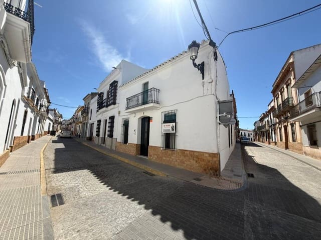 Casa de 2 habitaciones en Rociana del Condado en venta - 120.000 € (Ref: 9883891)