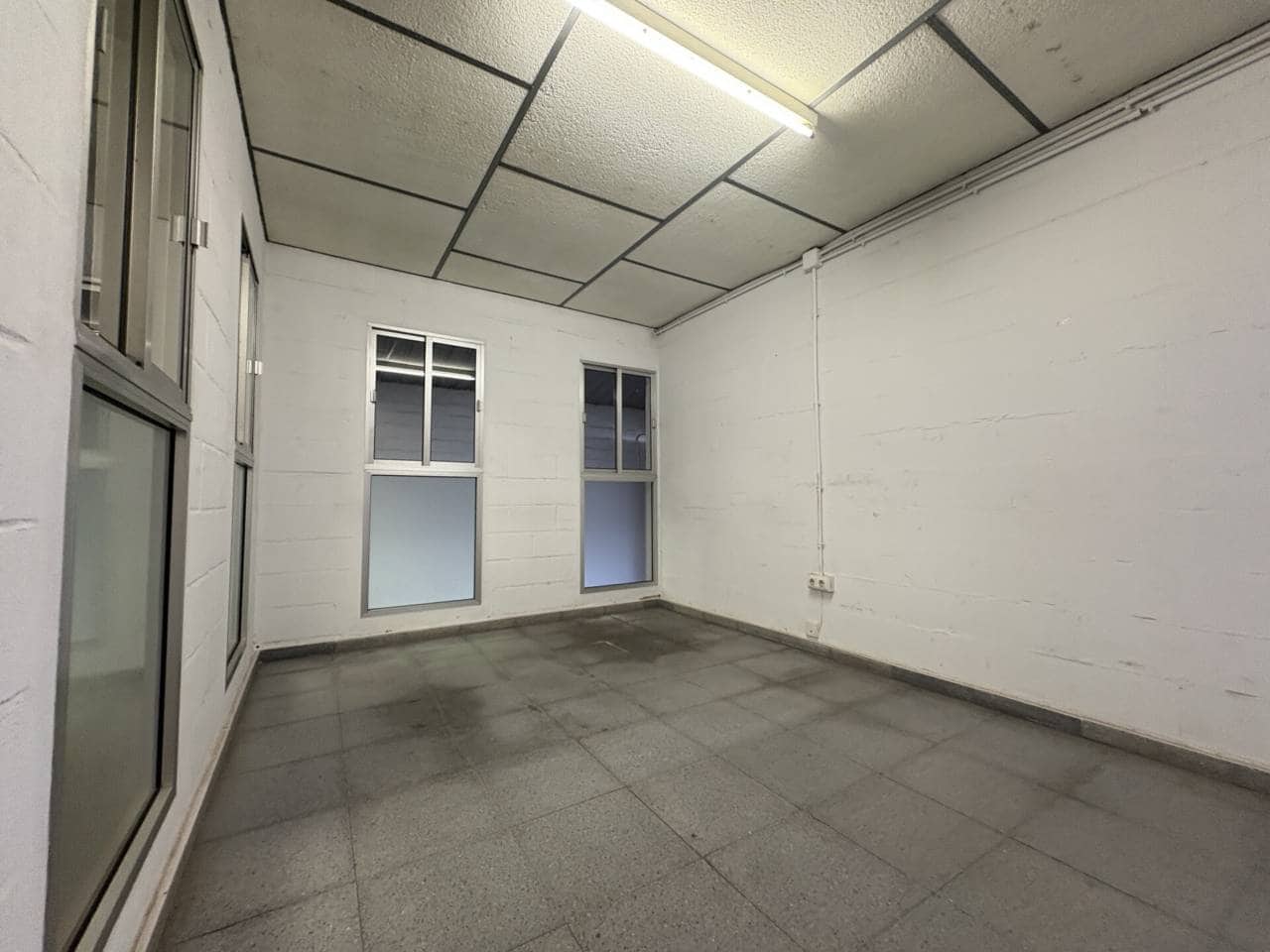 Biznes na sprzedaż w La Palma del Condado - 200 000 € (Ref: 9895675)