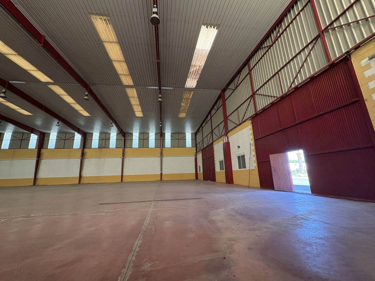 Commercieel te koop in La Palma del Condado - € 1.300.000 (Ref: 9900016)