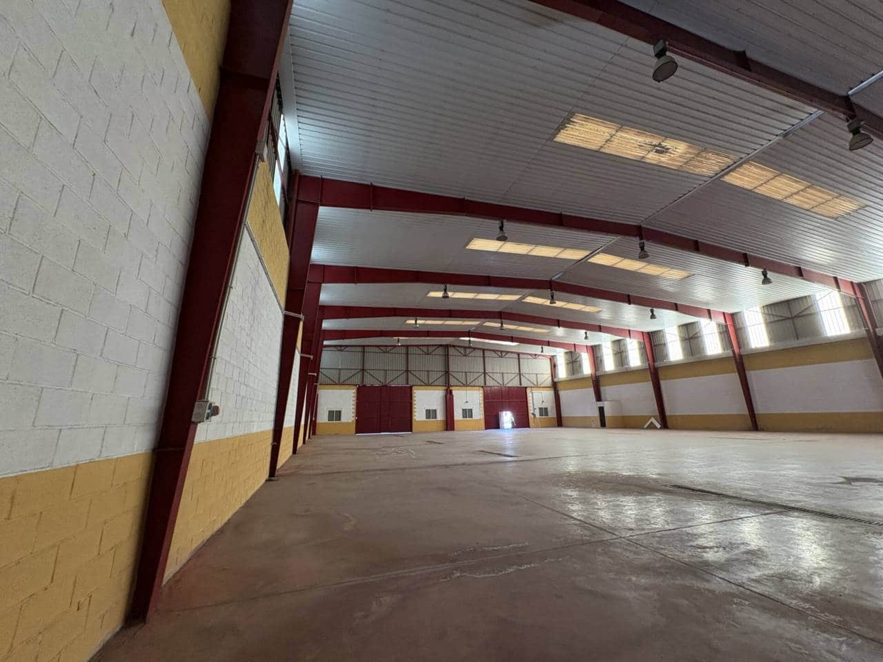 Commercieel te koop in La Palma del Condado - € 1.300.000 (Ref: 9900016)
