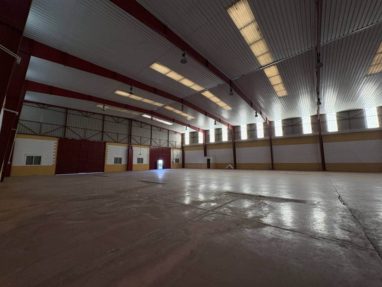 Commercieel te koop in La Palma del Condado - € 1.300.000 (Ref: 9900016)
