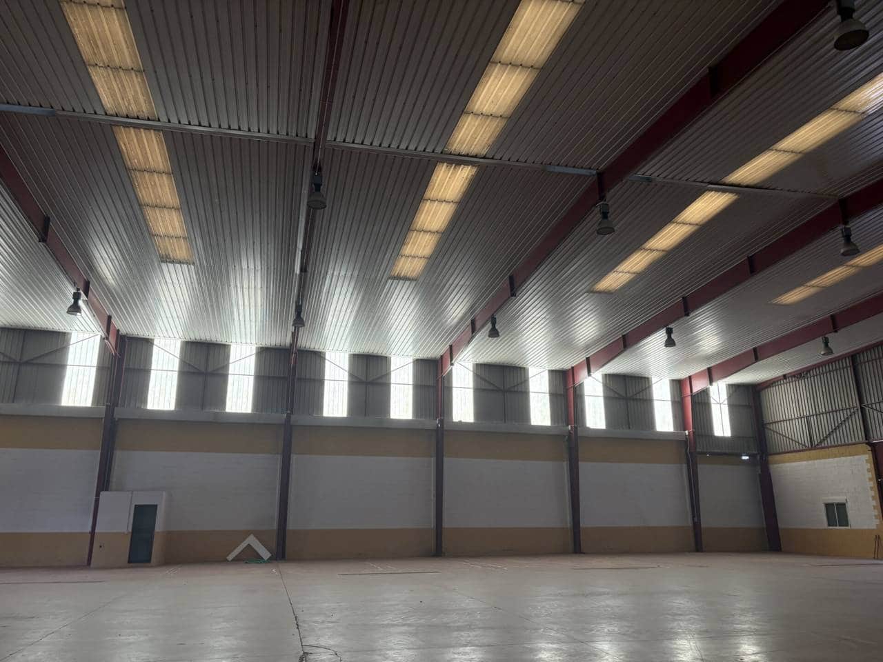 Commercieel te koop in La Palma del Condado - € 1.300.000 (Ref: 9900016)