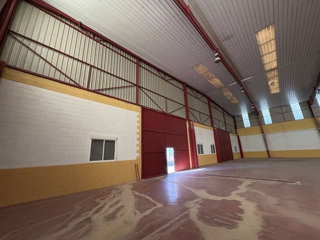 Commercieel te koop in La Palma del Condado - € 1.300.000 (Ref: 9900016)