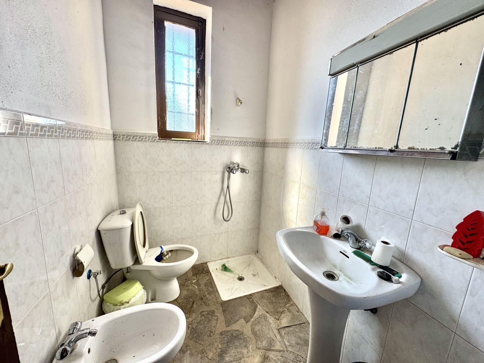 2 soveværelse Byhus til salg i Valor med swimmingpool garage - € 95.000 (Ref: 9186043)