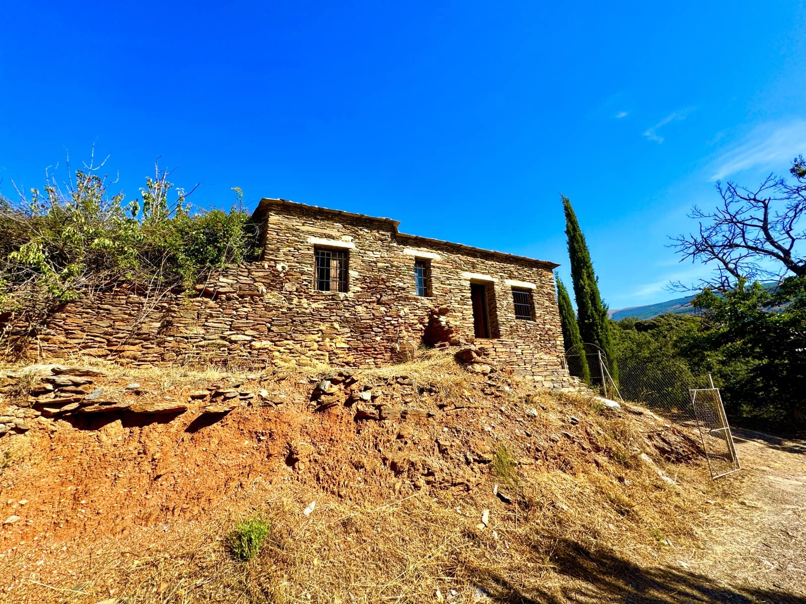 2 soveværelse Byhus til salg i Valor med swimmingpool garage - € 95.000 (Ref: 9186043)