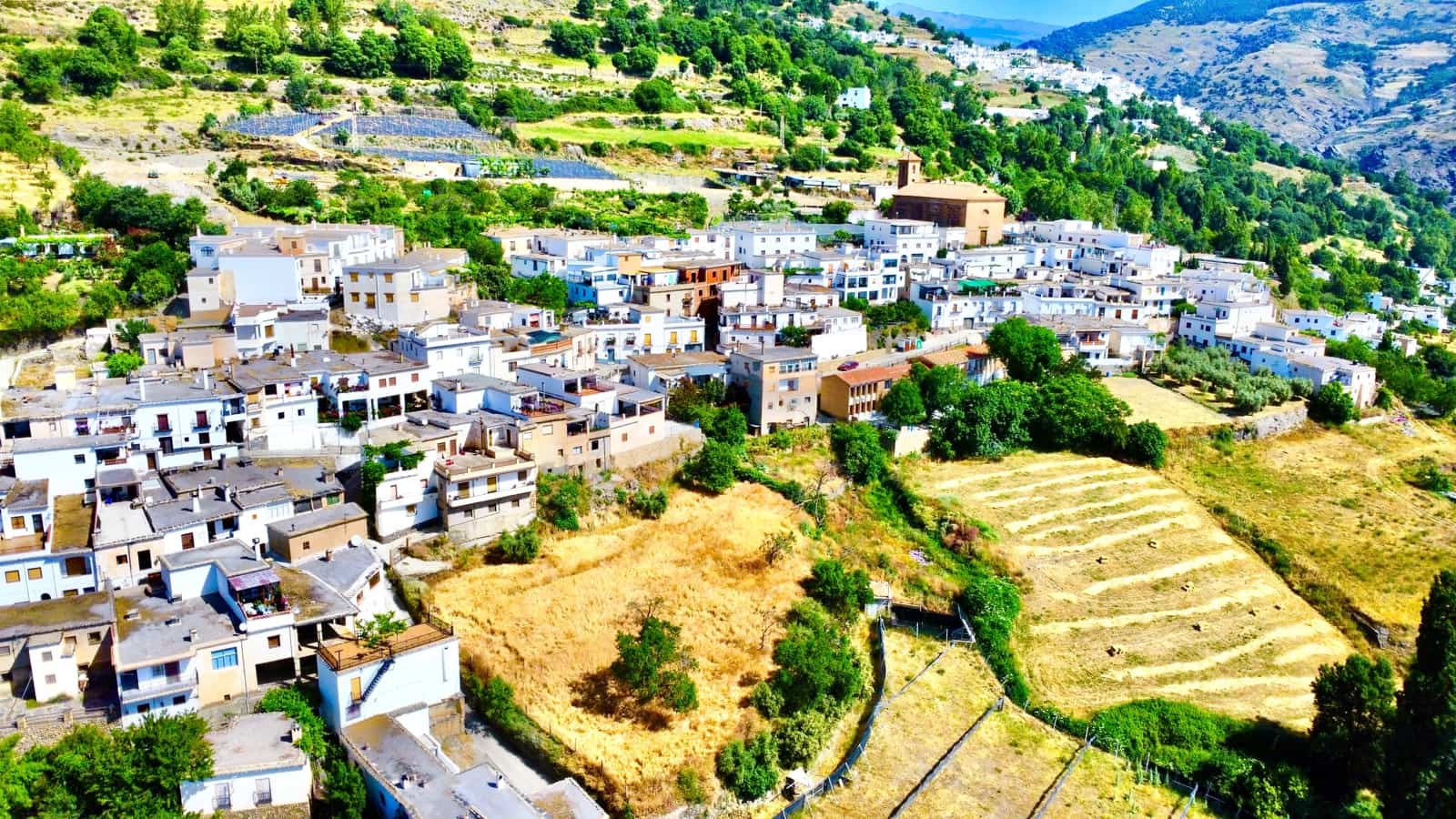 4 soveværelse Byhus til salg i Berchules - € 33.000 (Ref: 9186047)