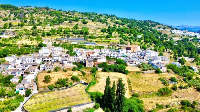 4 soveværelse Byhus til salg i Bérchules - € 33.000 (Ref: 9186047)