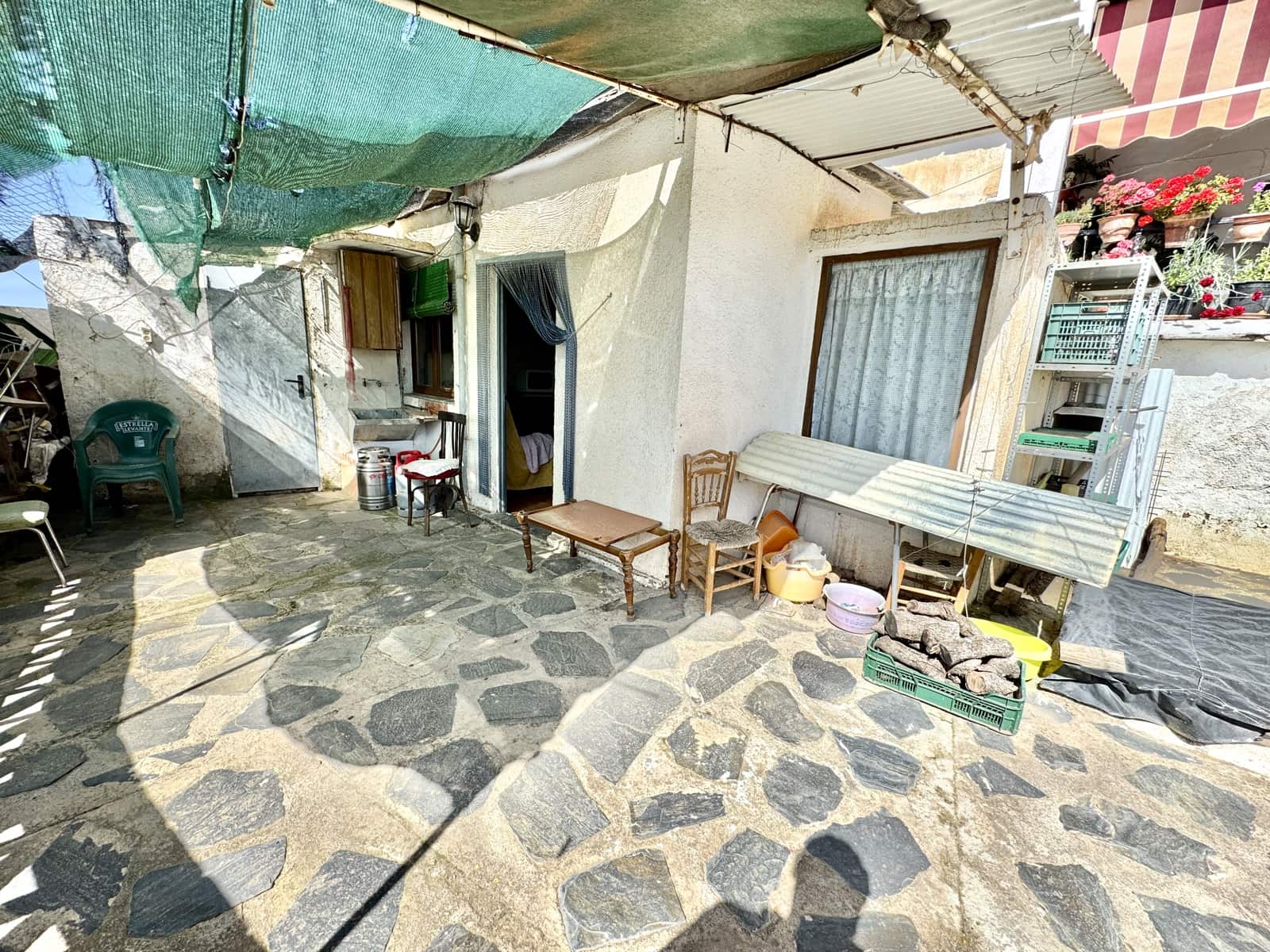 4 soveværelse Byhus til salg i Berchules - € 33.000 (Ref: 9186047)