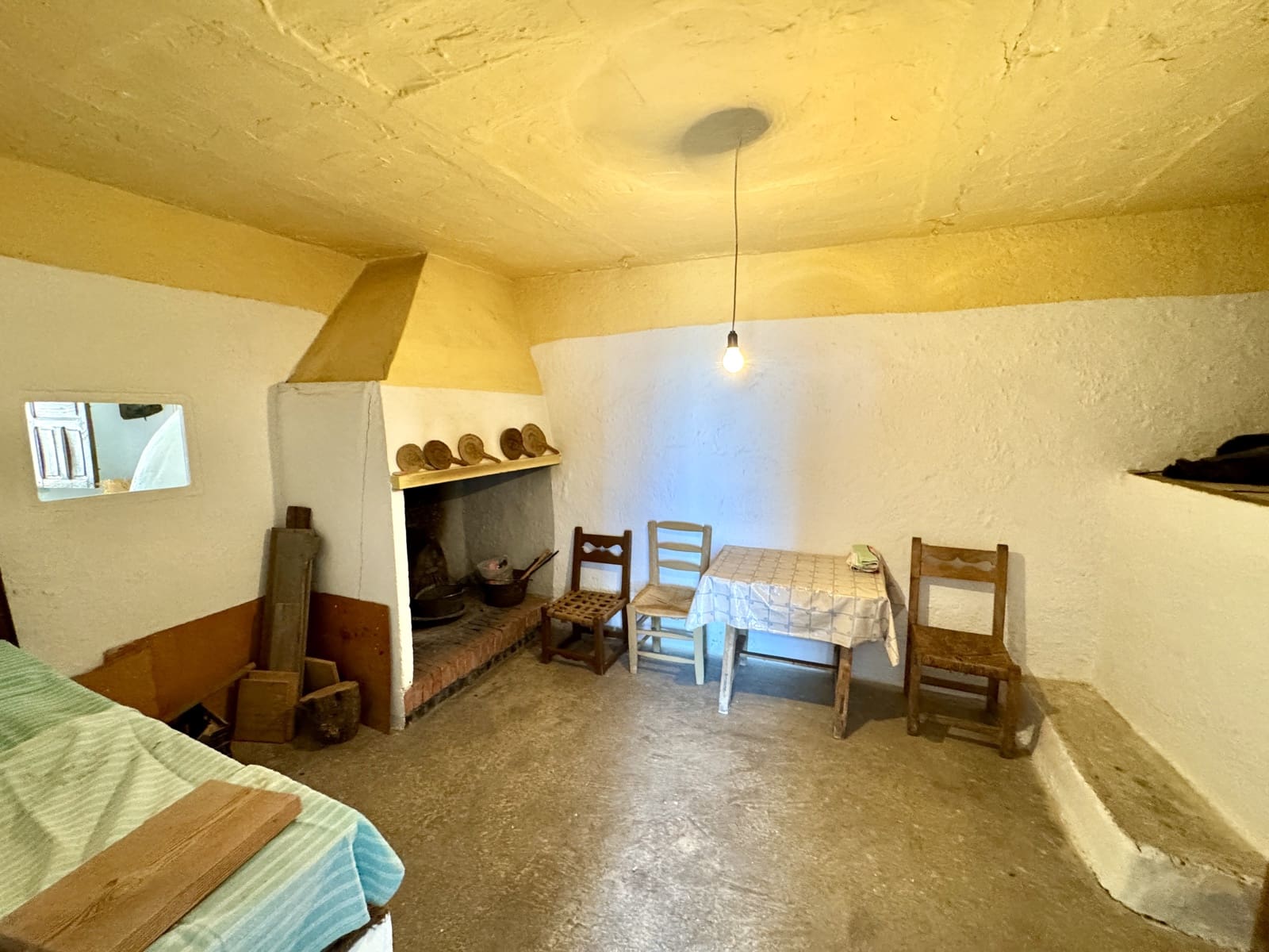 12 soveværelse Byhus til salg i Nevada - € 129.500 (Ref: 9186090)