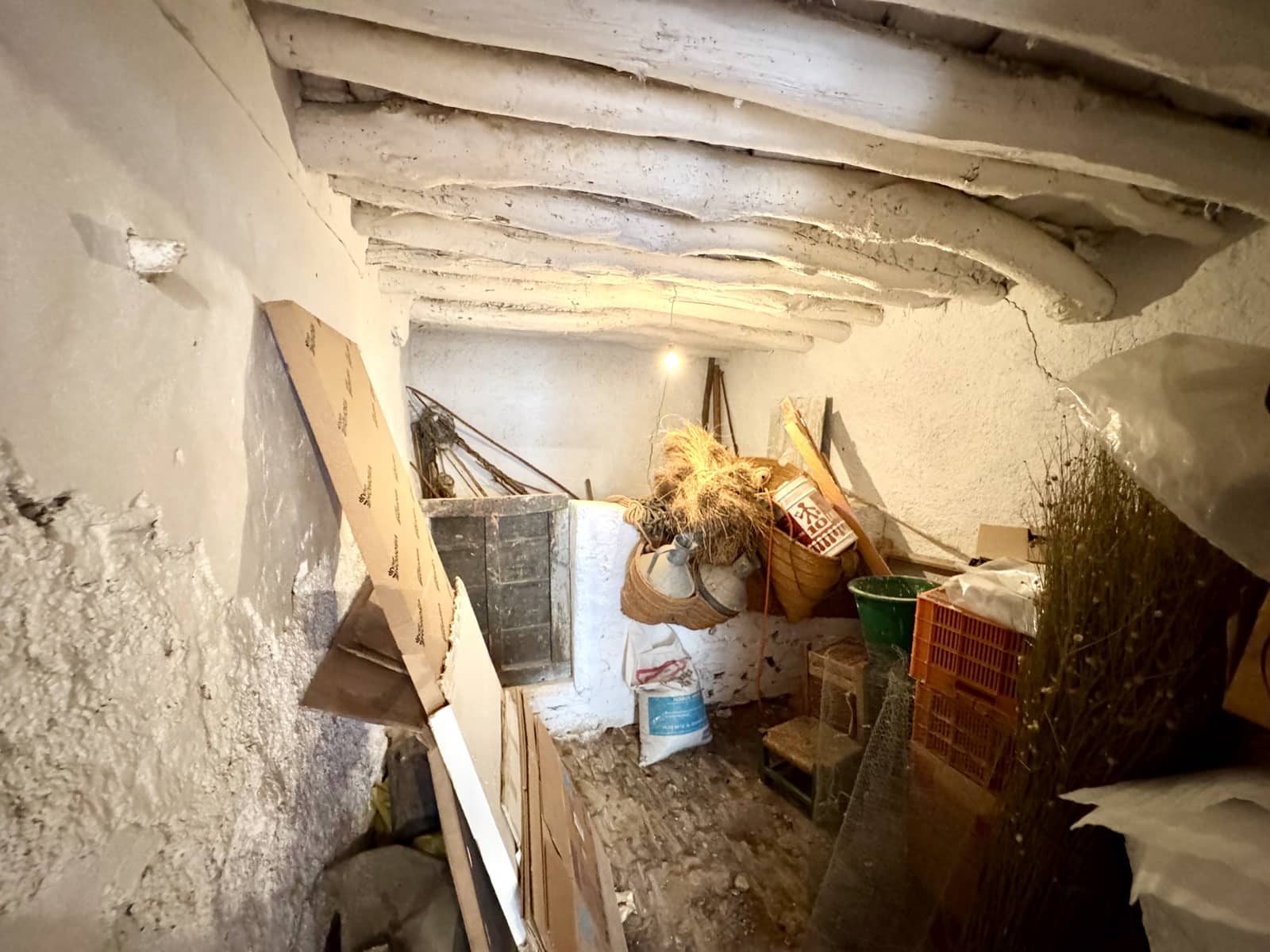 12 soveværelse Byhus til salg i Nevada - € 129.500 (Ref: 9186090)