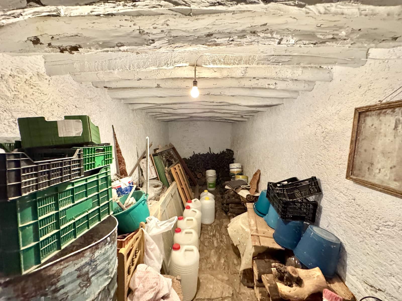 12 soveværelse Byhus til salg i Nevada - € 129.500 (Ref: 9186090)