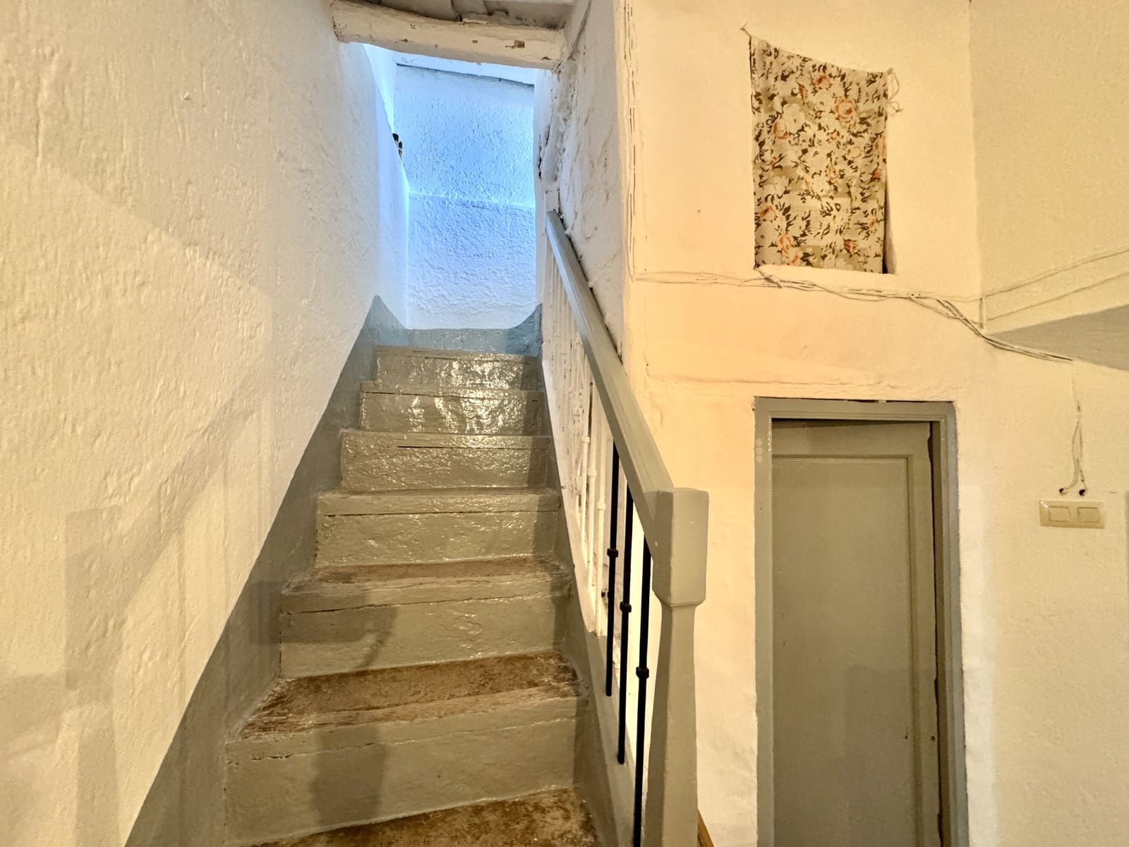 12 soveværelse Byhus til salg i Nevada - € 129.500 (Ref: 9186090)