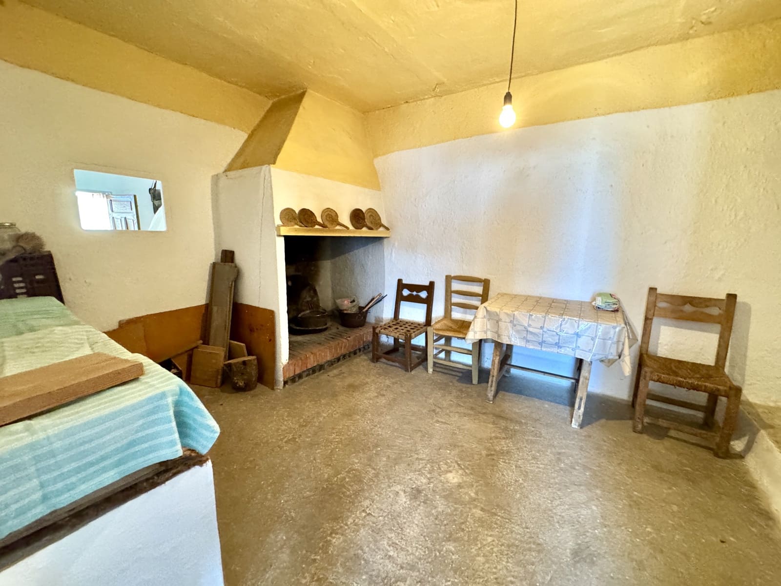 12 soveværelse Byhus til salg i Nevada - € 129.500 (Ref: 9186090)