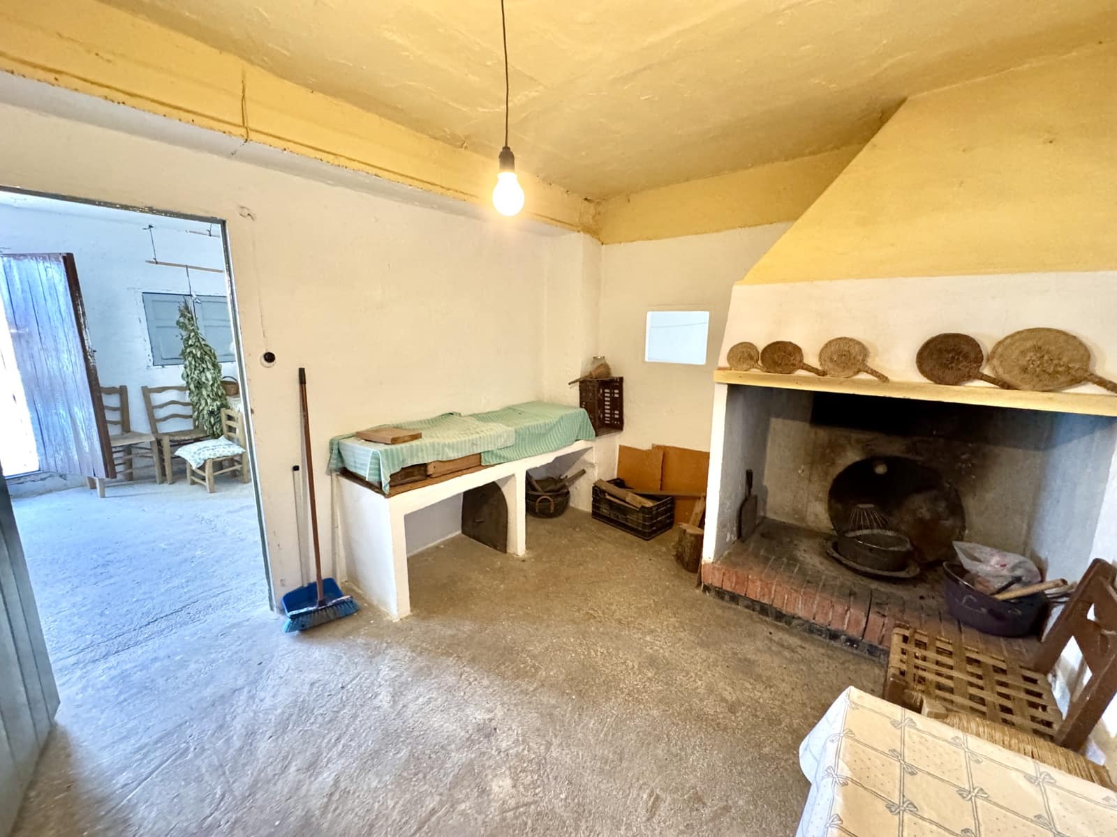 12 soveværelse Byhus til salg i Nevada - € 129.500 (Ref: 9186090)