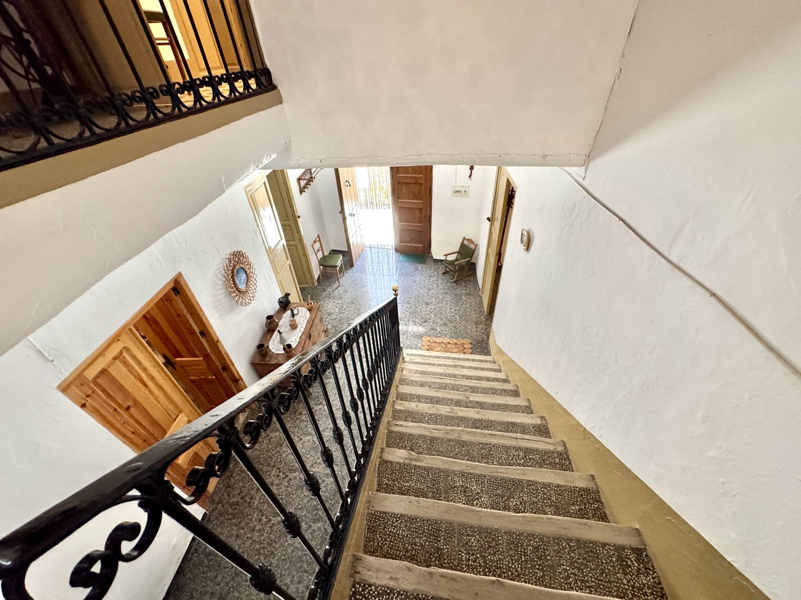 12 soveværelse Byhus til salg i Nevada - € 129.500 (Ref: 9186090)