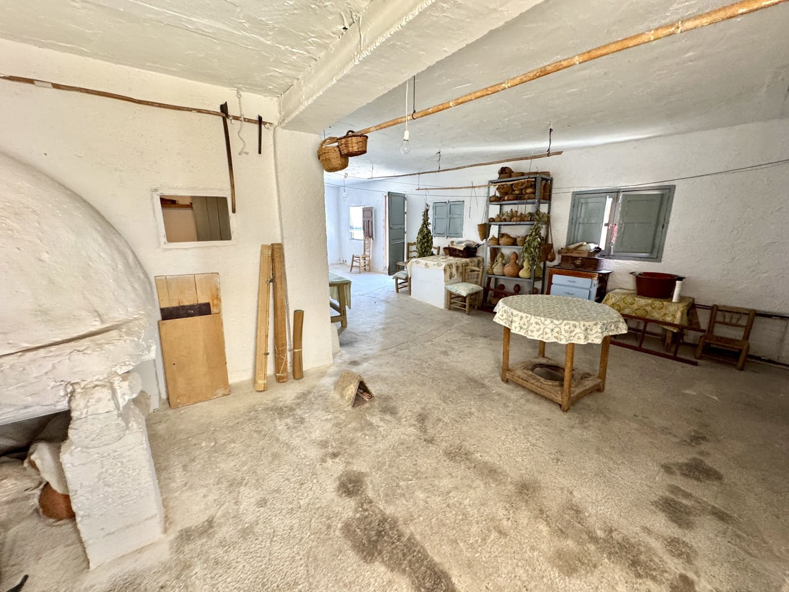 12 soveværelse Byhus til salg i Nevada - € 129.500 (Ref: 9186090)