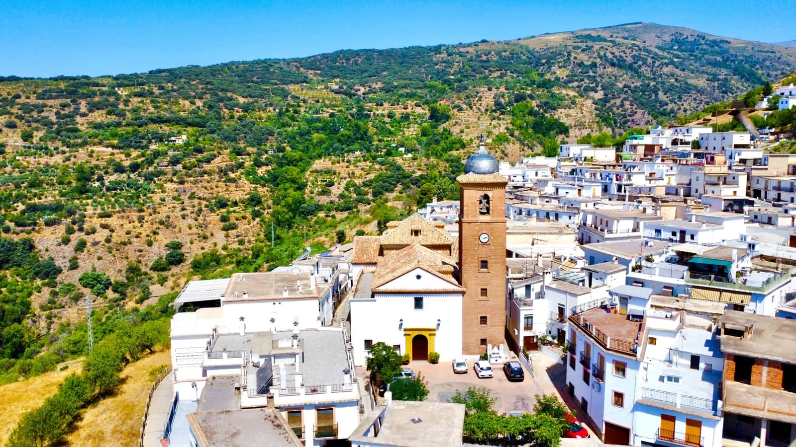 12 soveværelse Byhus til salg i Nevada - € 129.500 (Ref: 9186090)