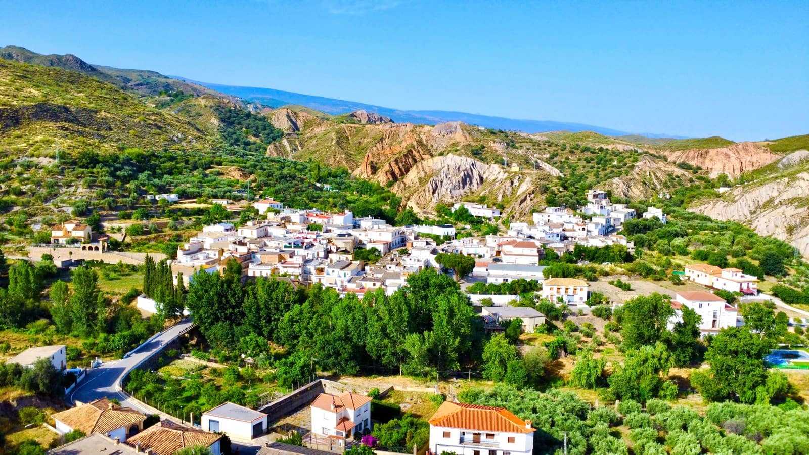 3 bedroom Townhouse for sale in Cadiar with garage - € 130,000 (Ref: 9186094)