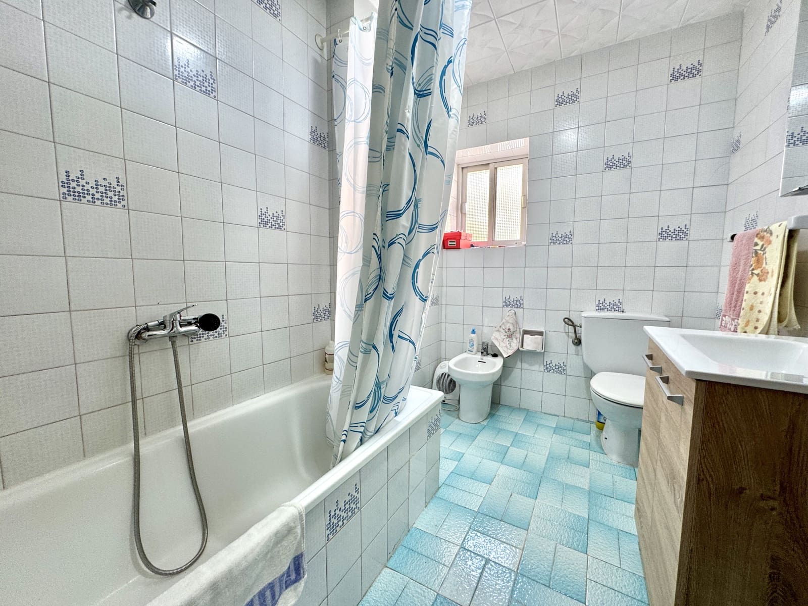 3 bedroom Townhouse for sale in Cadiar with garage - € 130,000 (Ref: 9186094)