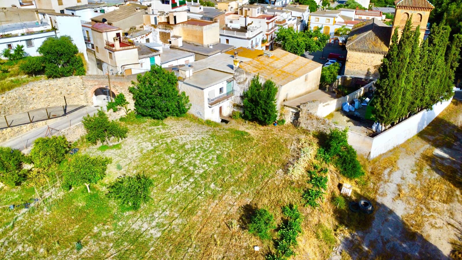 3 bedroom Townhouse for sale in Cadiar with garage - € 130,000 (Ref: 9186094)