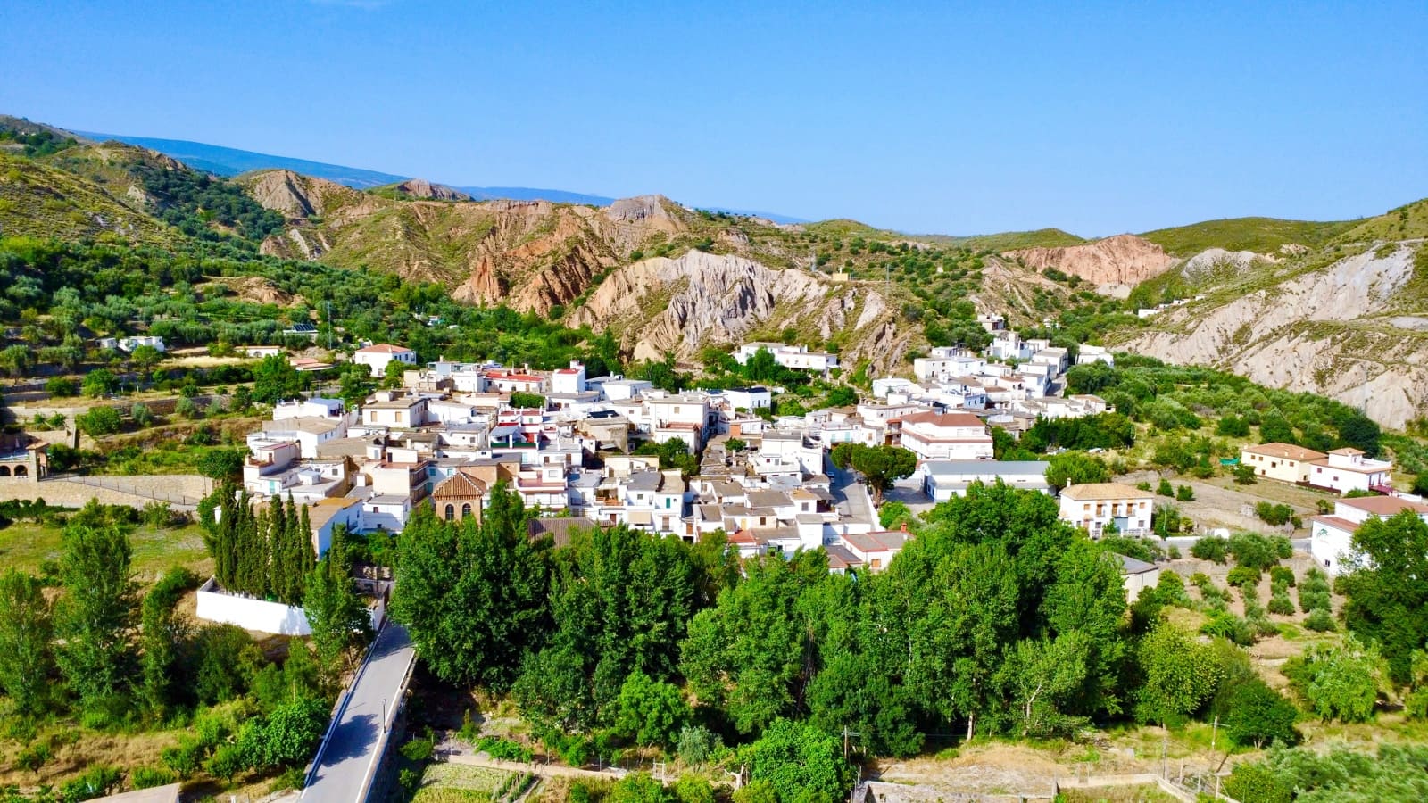 3 bedroom Townhouse for sale in Cadiar with garage - € 130,000 (Ref: 9186094)