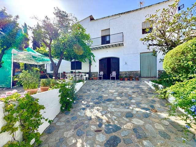 3 makuuhuone Omakotitalo myytävänä paikassa Cádiar mukana 
autotalli - 130 000 € (Ref: 9186094)