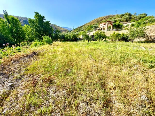 3 makuuhuone Omakotitalo myytävänä paikassa Cádiar mukana 
autotalli - 130 000 € (Ref: 9186094)