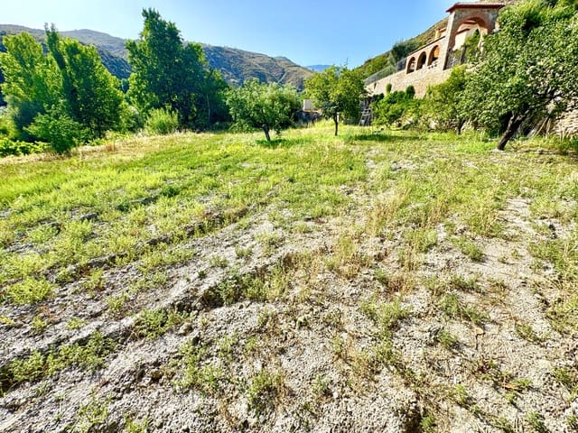 3 makuuhuone Omakotitalo myytävänä paikassa Cádiar mukana 
autotalli - 130 000 € (Ref: 9186094)