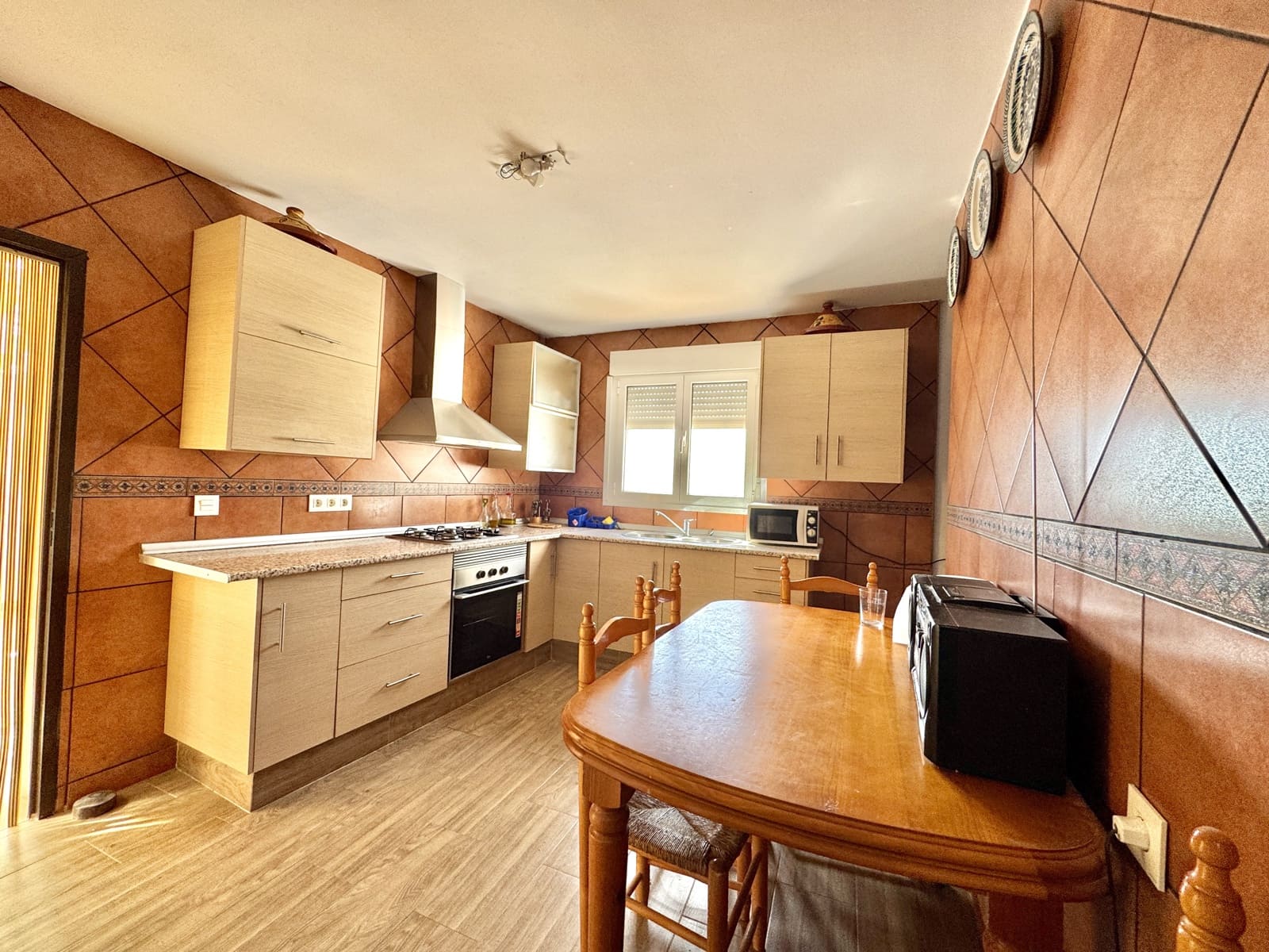 3 bedroom Townhouse for sale in Murtas - € 65,000 (Ref: 9186096)