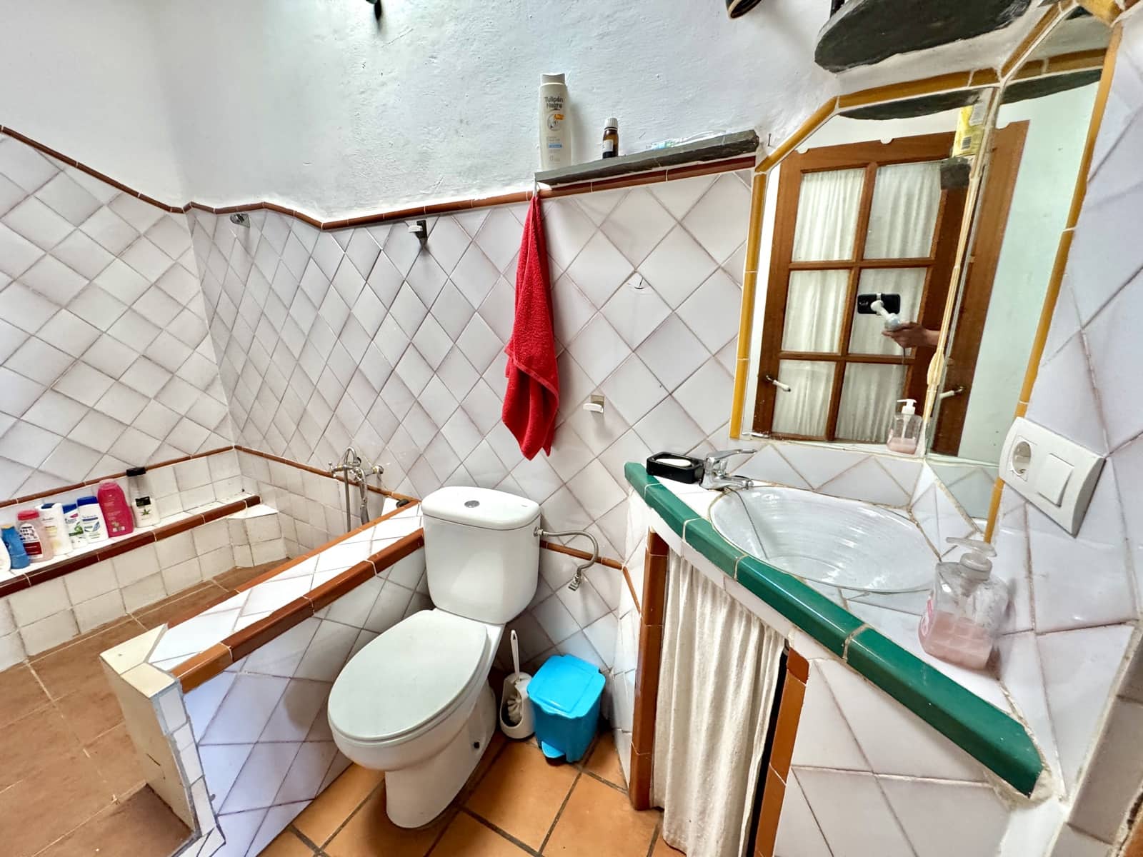 9 soverom Finca/Herregård til salgs i Valor med svømmebasseng garasje - € 230 000 (Ref: 9186097)