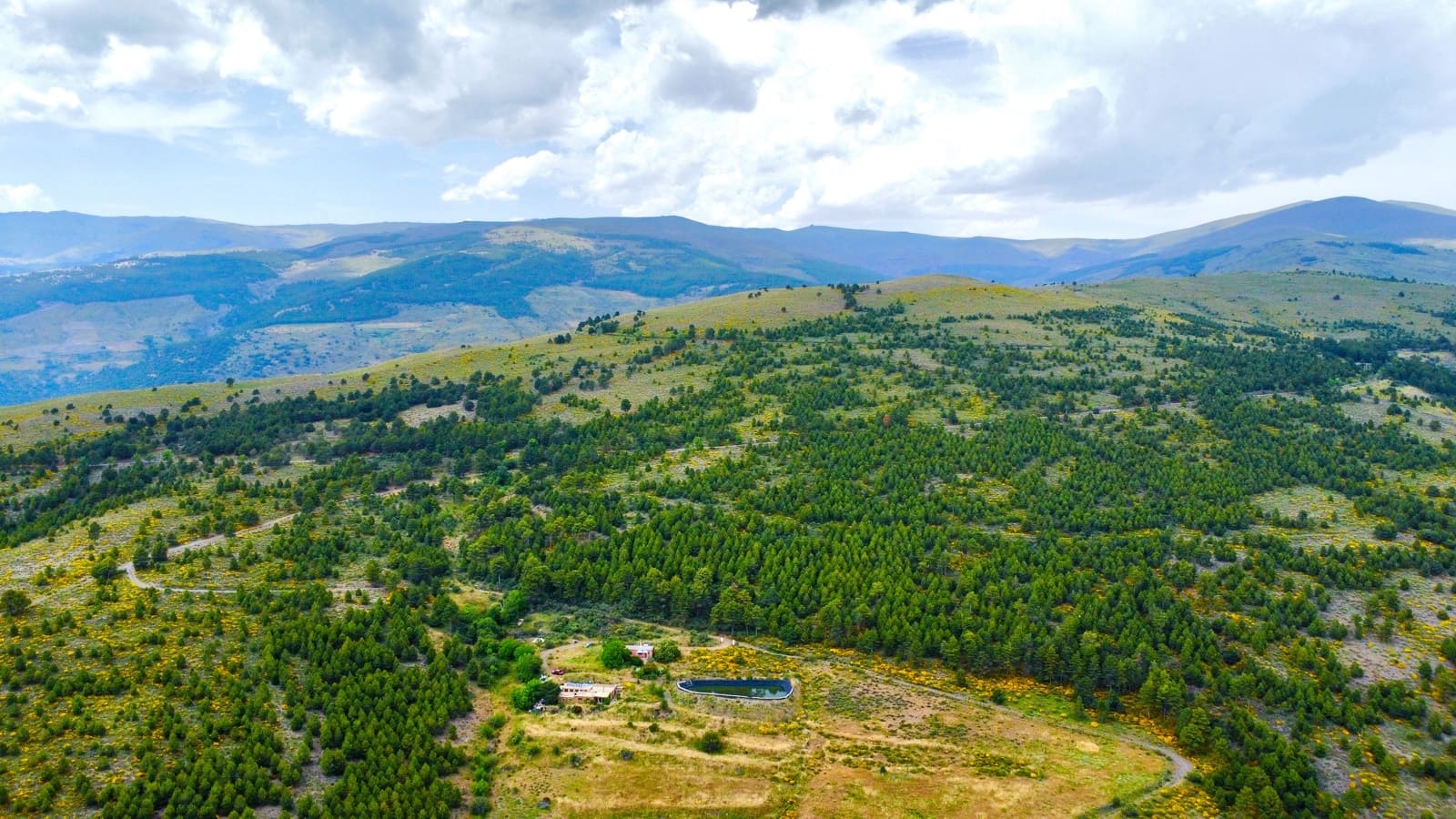 9 soverom Finca/Herregård til salgs i Valor med svømmebasseng garasje - € 230 000 (Ref: 9186097)