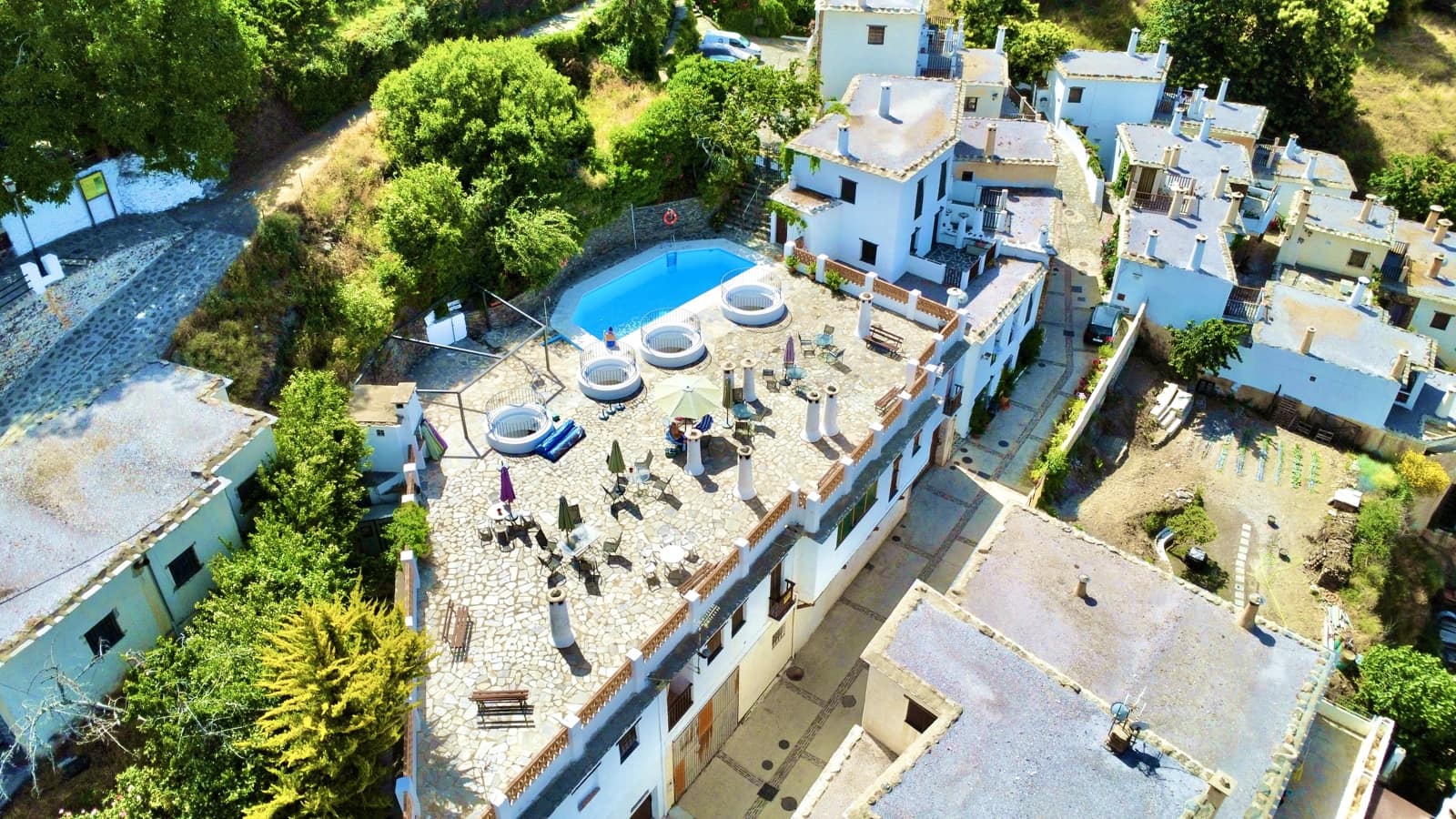 3 soveværelse Lejlighed til salg i Bubion med swimmingpool - € 120.000 (Ref: 9186107)