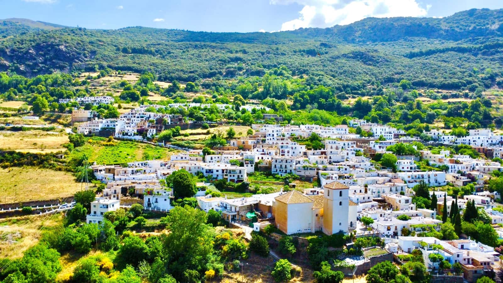 3 soveværelse Lejlighed til salg i Bubion med swimmingpool - € 120.000 (Ref: 9186107)