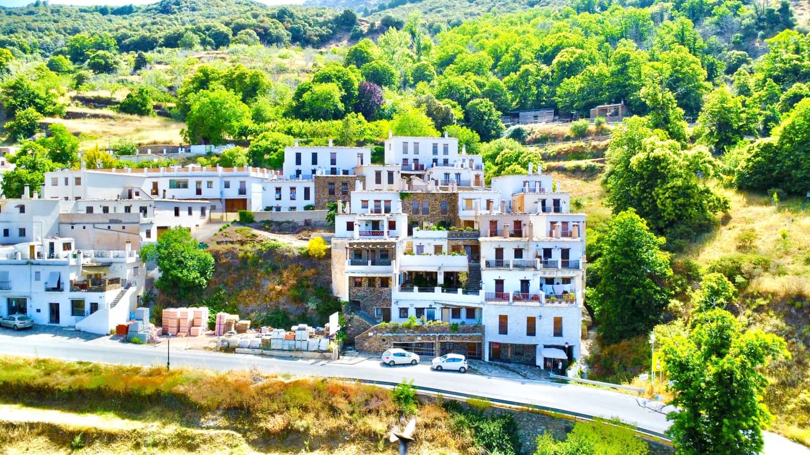 3 soveværelse Lejlighed til salg i Bubion med swimmingpool - € 120.000 (Ref: 9186107)