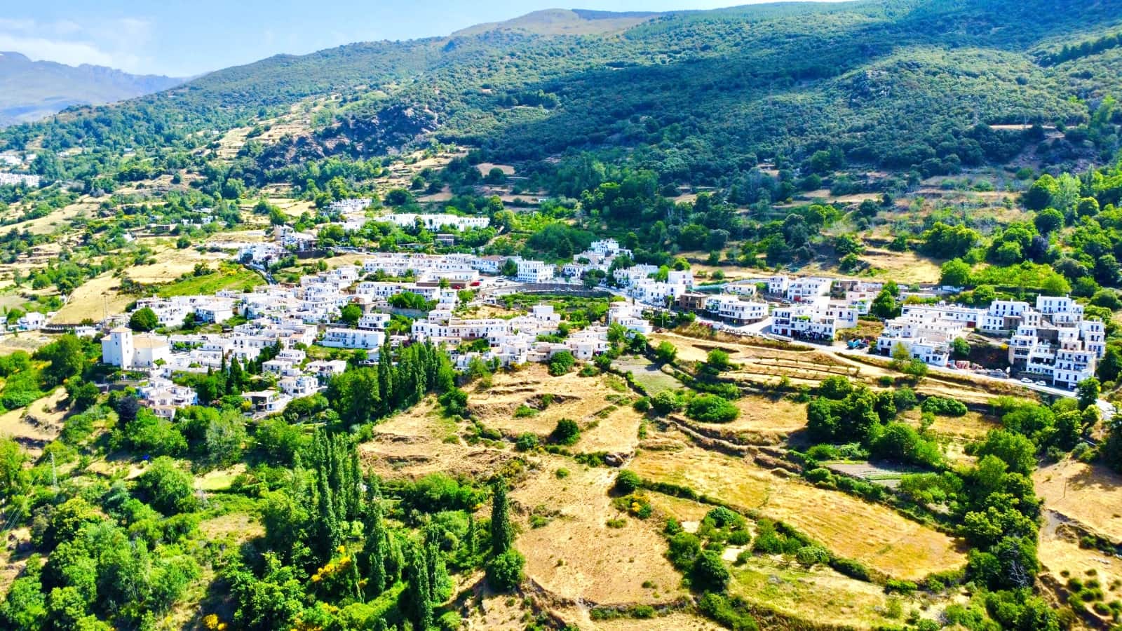 3 soveværelse Lejlighed til salg i Bubion med swimmingpool - € 120.000 (Ref: 9186107)