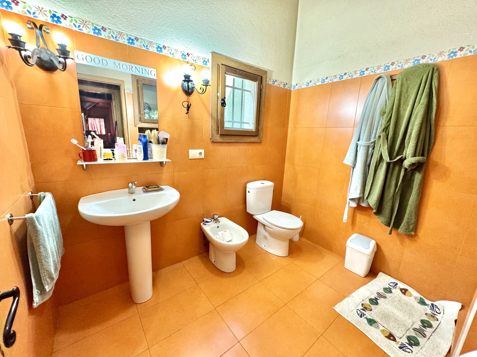 2 soveværelse Finca/Landehus til salg i Nevada med garage - € 220.400 (Ref: 9186120)