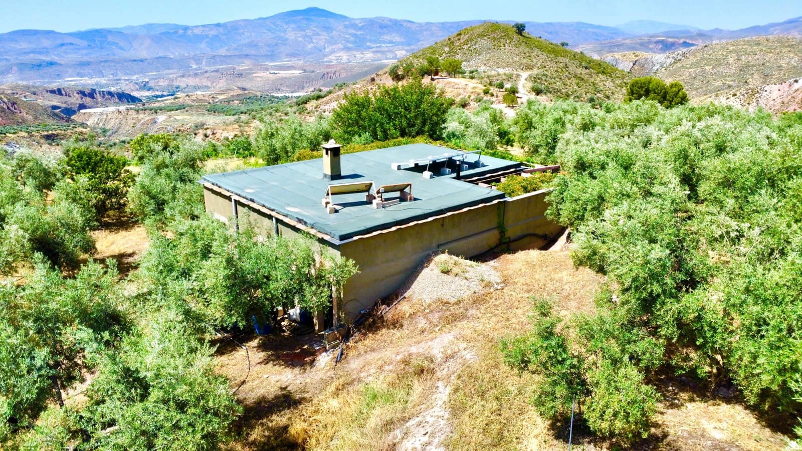 2 soveværelse Finca/Landehus til salg i Nevada med garage - € 220.400 (Ref: 9186120)