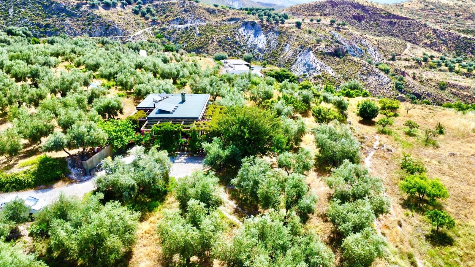 2 soveværelse Finca/Landehus til salg i Nevada med garage - € 220.400 (Ref: 9186120)