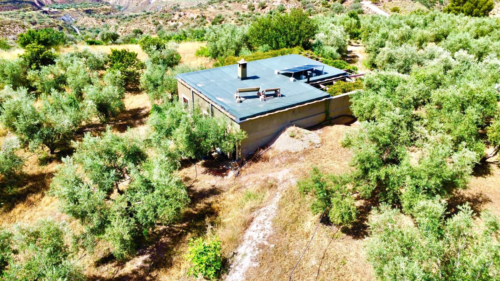 2 soveværelse Finca/Landehus til salg i Nevada med garage - € 220.400 (Ref: 9186120)