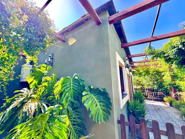 2 soveværelse Finca/Landehus til salg i Nevada med garage - € 220.400 (Ref: 9186120)