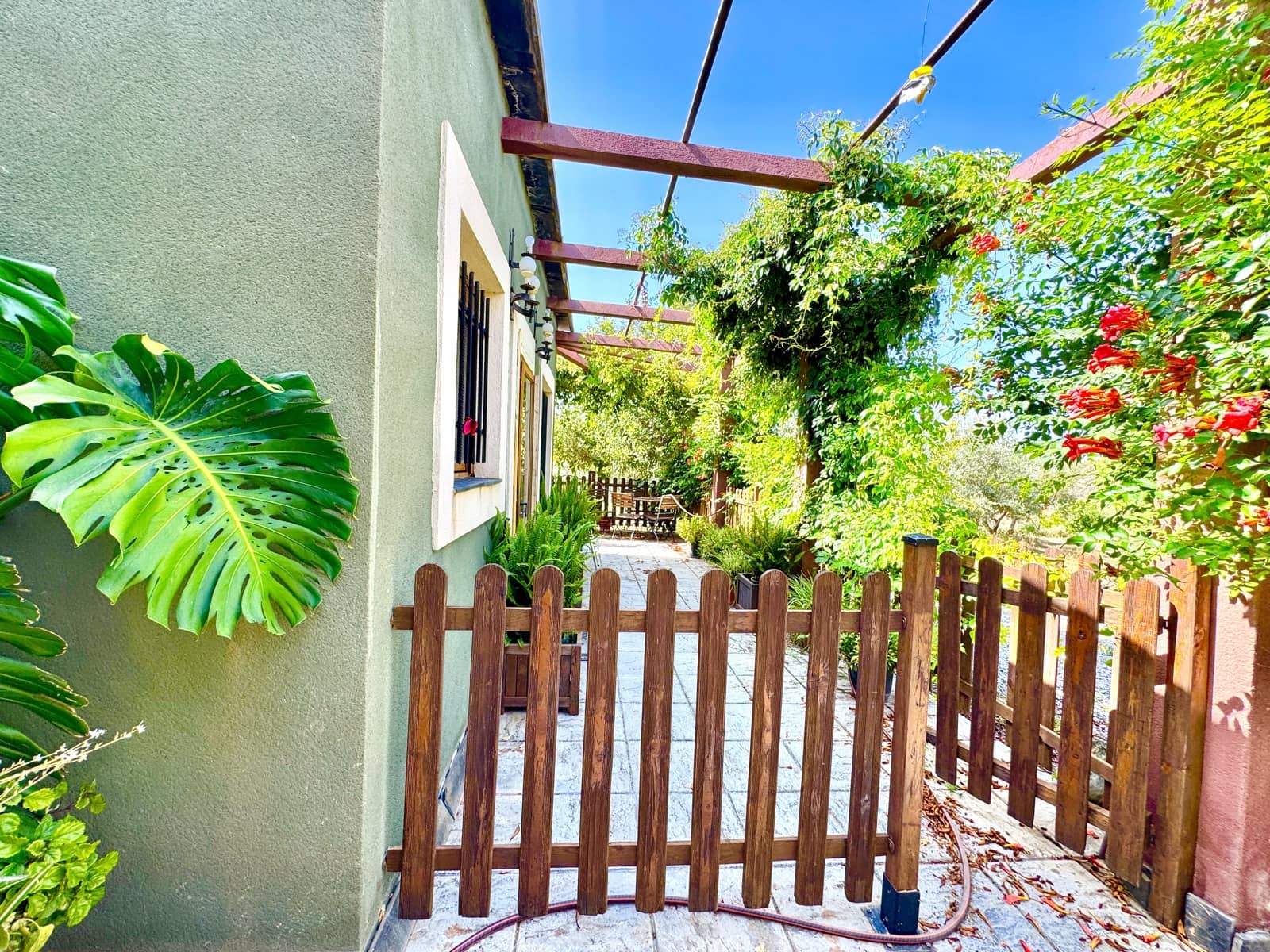 2 soveværelse Finca/Landehus til salg i Nevada med garage - € 220.400 (Ref: 9186120)