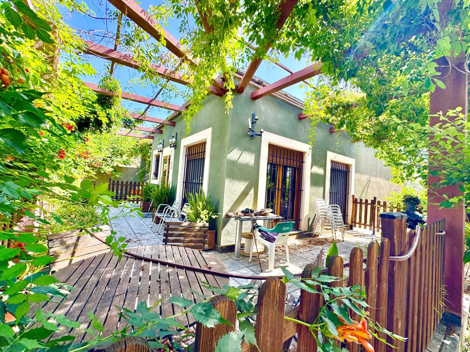 2 soveværelse Finca/Landehus til salg i Nevada med garage - € 220.400 (Ref: 9186120)