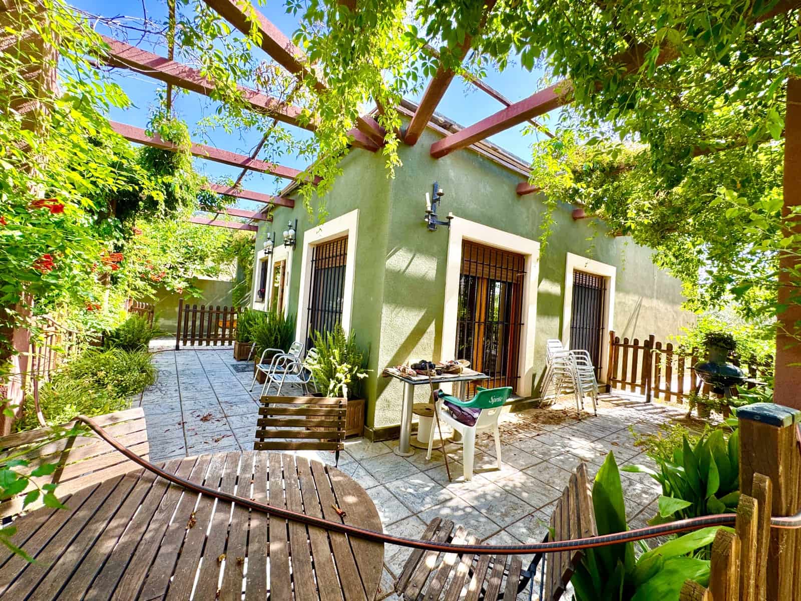 2 soveværelse Finca/Landehus til salg i Nevada med garage - € 220.400 (Ref: 9186120)