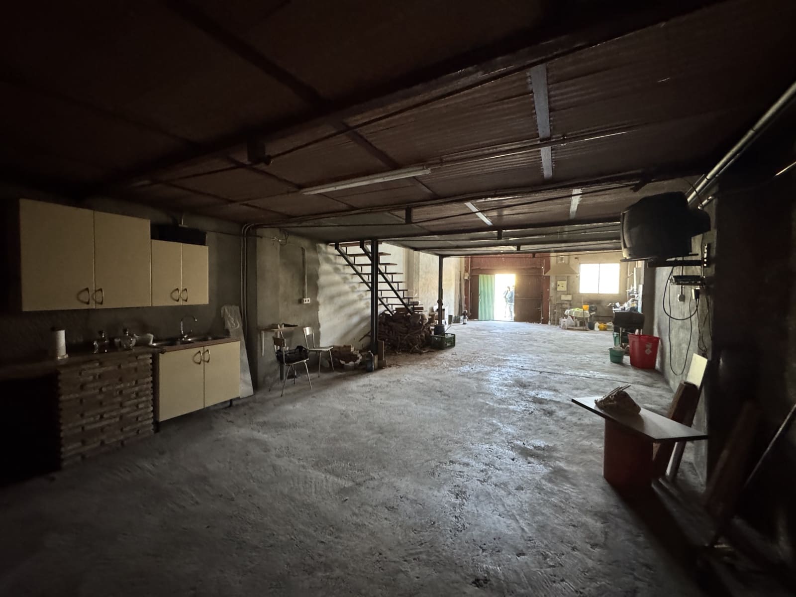 Shop for sale in Alcolea with garage - € 140,000 (Ref: 9186325)