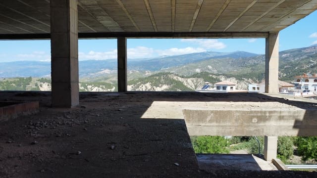 Local en Alcolea en venta con garaje - 140.000 € (Ref: 9186325)