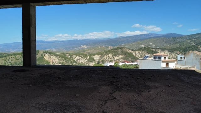 Local en Alcolea en venta con garaje - 140.000 € (Ref: 9186325)