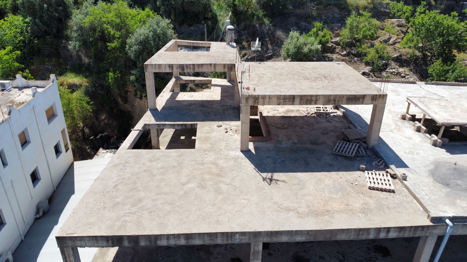 Shop for sale in Alcolea with garage - € 140,000 (Ref: 9186325)