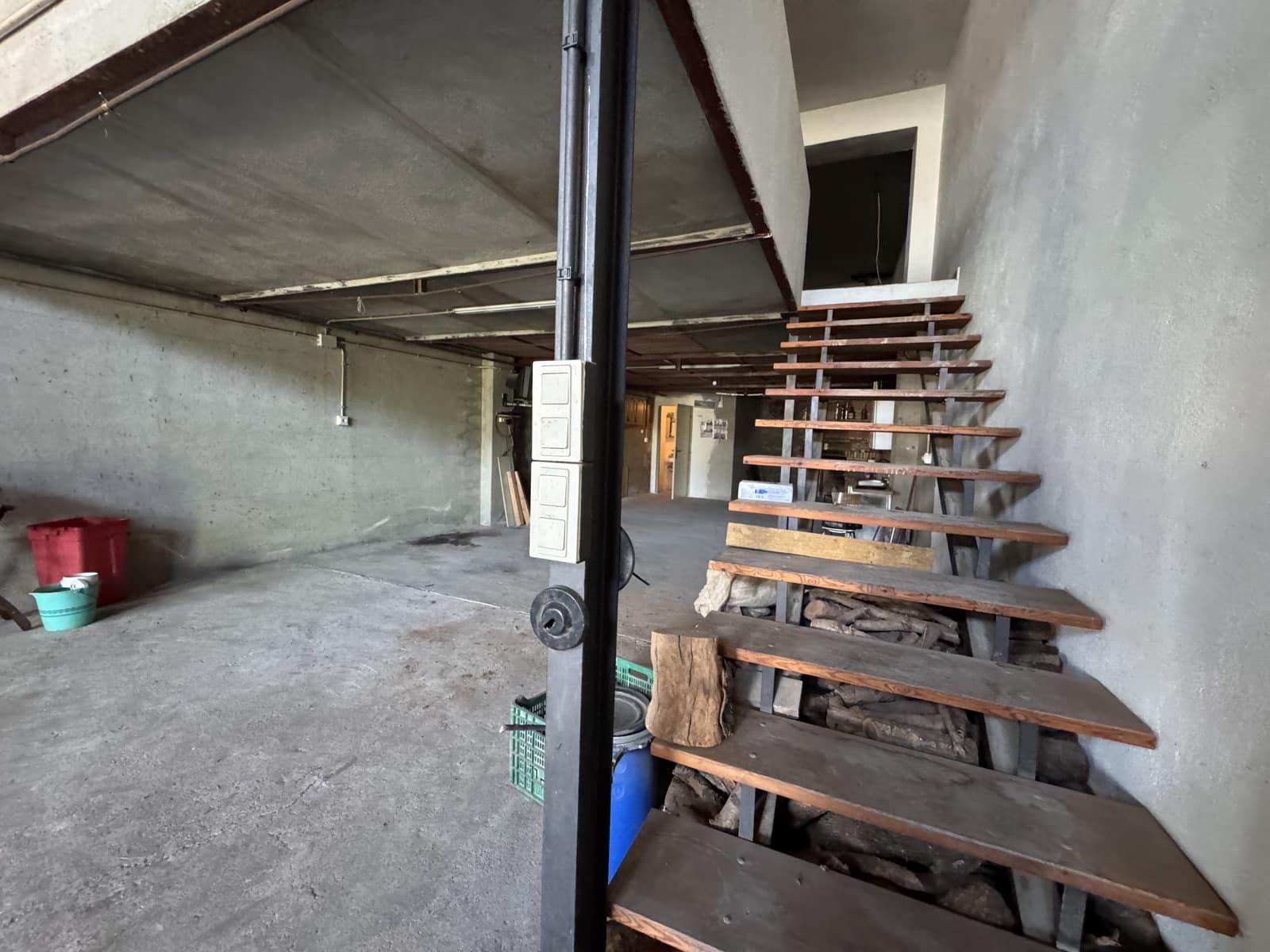 Shop for sale in Alcolea with garage - € 140,000 (Ref: 9186325)