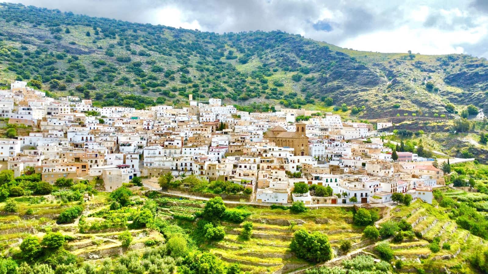 4 soveværelse Hulehus til salg i Ohanes - € 49.000 (Ref: 9186326)