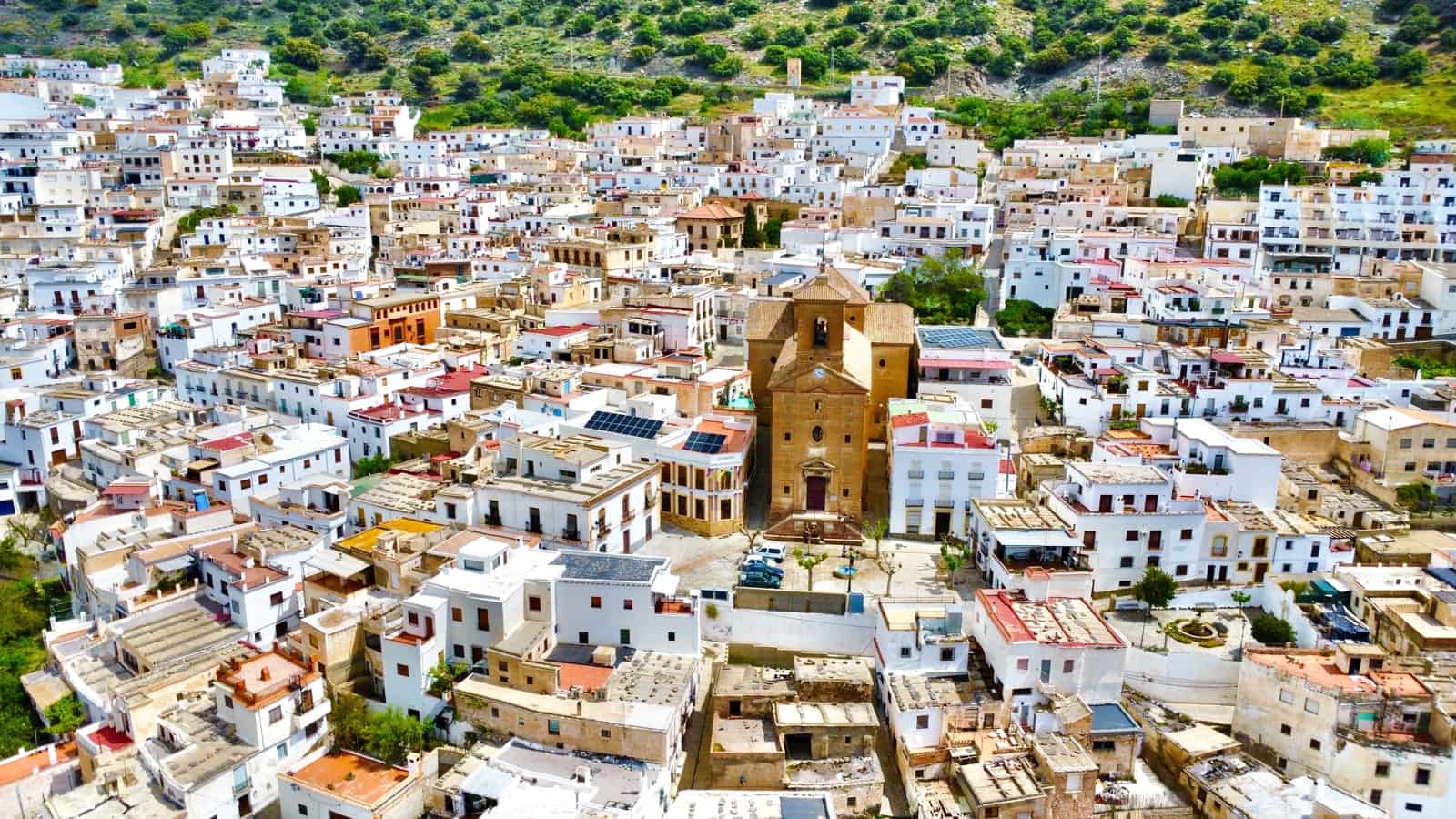 4 soveværelse Hulehus til salg i Ohanes - € 49.000 (Ref: 9186326)